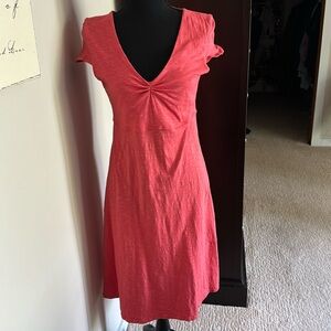 Midi dress by Horny Toad. Hits